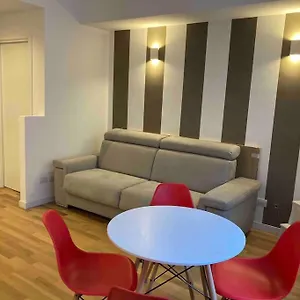  Casa vacanze Bilocale Zona Bocconi-navigli Italia